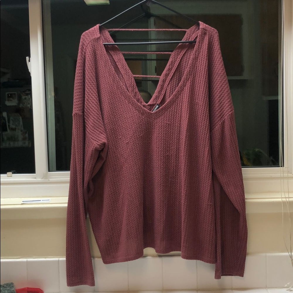 Maroon long sleeve thin sweater blouse